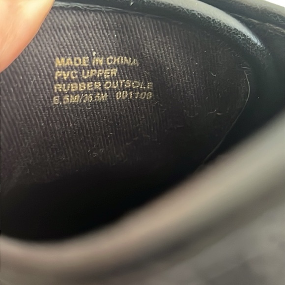 Michael Kors Sneakers Woman’s Size 6.5 Black Logo Lace Up Designer Casual - Picture 9 of 9